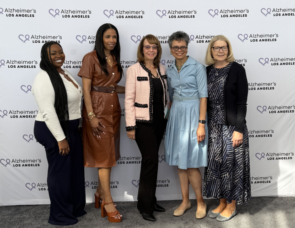Guests at the Alzheimer's LA Visionary Women Tea